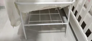 Moisés color crema con dosel