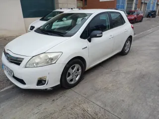 Toyota Auris 2012