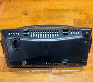 Pantalla BMW E91 2006