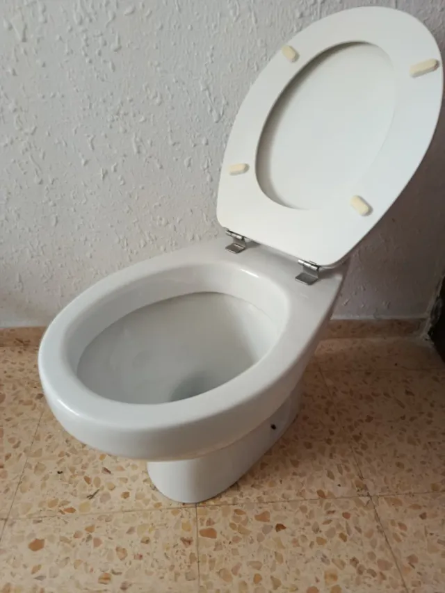 Bater de baño blanco