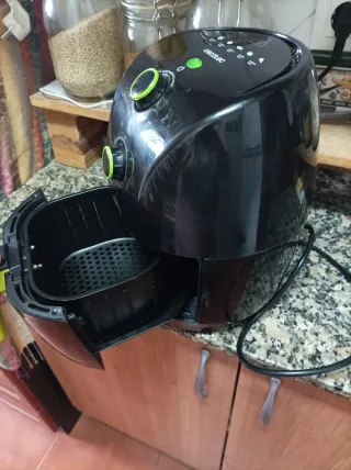 Cecotec Freidora de Aire Negra