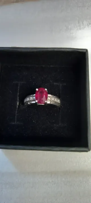 Anillos de Plata con Piedras Rojas y Blancas