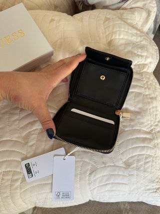 Monedero Guess Negro Estampado Logo NUEVO