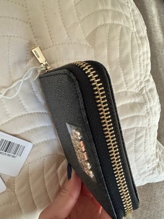 Monedero Guess Negro Estampado Logo NUEVO