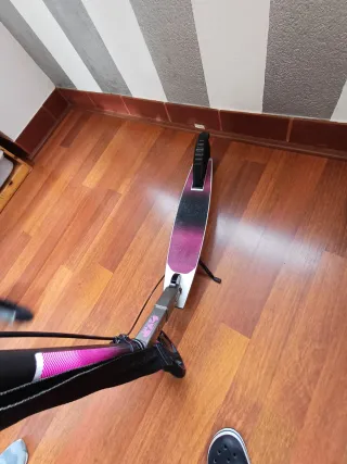 Patinete 2 ruedas rosa y negro