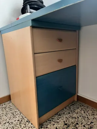 Cama juvenil con cajones más escritorio con cajone