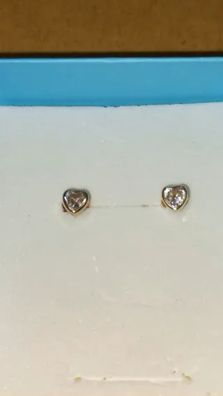 Pendientes oro 18k niña corazón