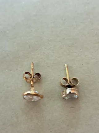 Pendientes oro 18k niña corazón
