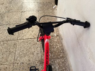 Bicicleta infantil rosa Monty