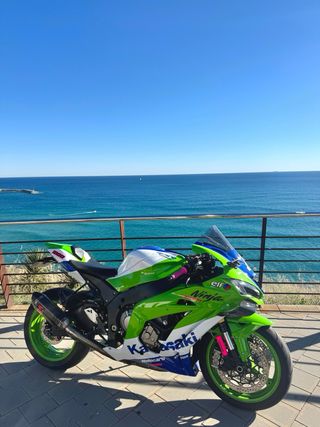 Kawasaki ZX-10R FULL EXTRAS