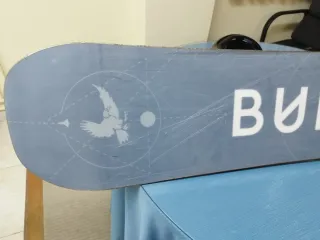 Tabla Snowboard Burton y Fijaciones Salomon.