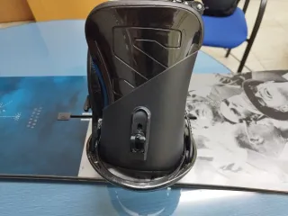 Tabla Snowboard Burton y Fijaciones Salomon.