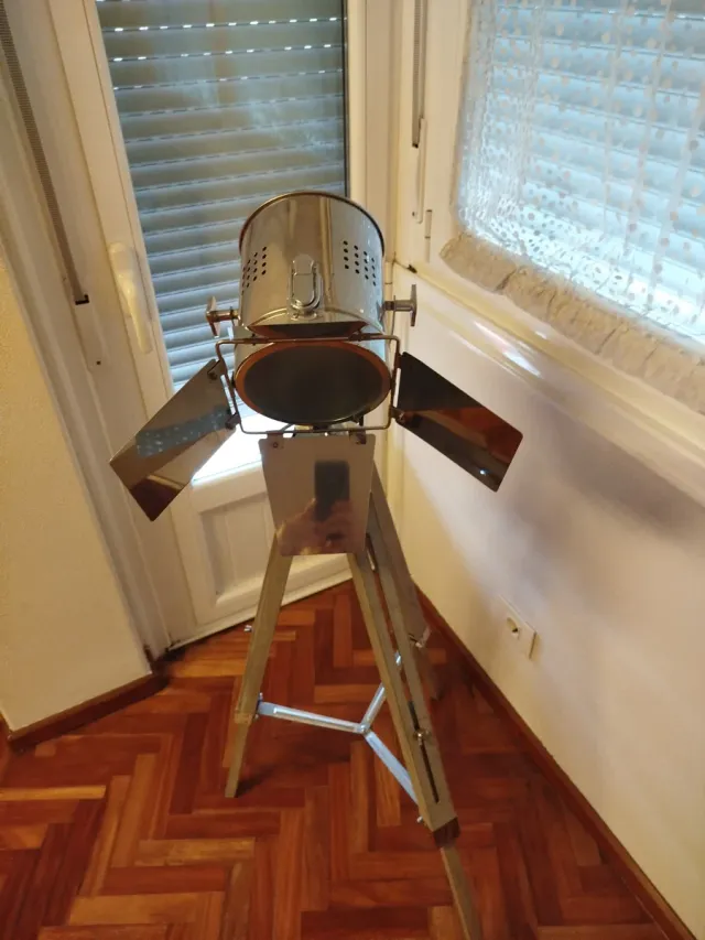 Lámpara de trípode vintage