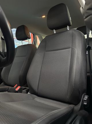 VOLKSWAGEN POLO EDITION 2020 37.000km Etiqueta C