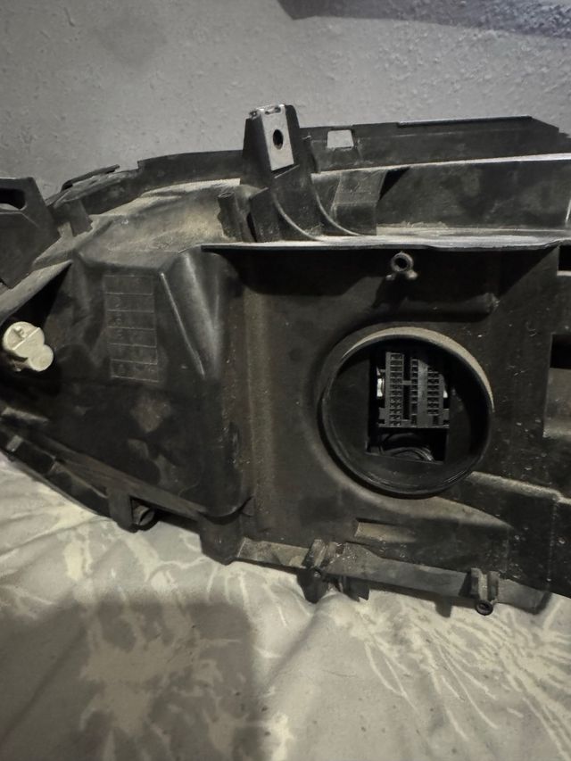 Faro Derecho BMW F20/F21