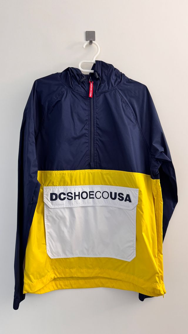 Chaqueta Cortavientos DC Shoes Azul y Amarillo