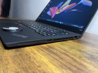 LENOVO T495 RYZEN 5 3500U RADEON VEGA GFX 16/256