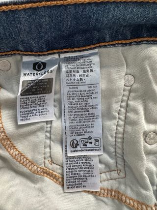 Levi's 502 W30 L32