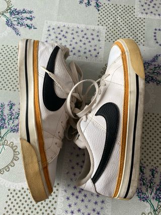 Zapatillas Nike Blancas y Amarillas