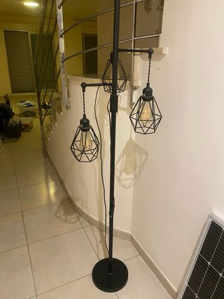 Lámpara de pie moderna 3 luces