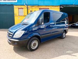 Mercedes-Benz Sprinter Combi Medio 215CDI 2011