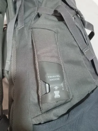 Mochila Lowe Alpine Kulu 55-65L Gris oscuro