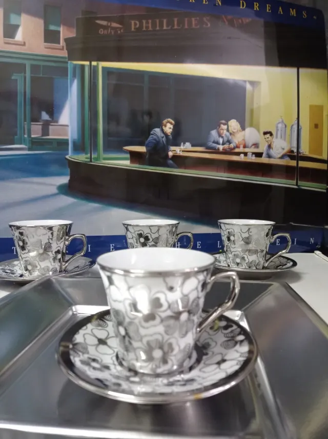 Set 6 Tazas Café con Platos Plata y Blanco