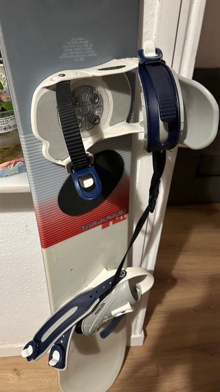 Tabla de Snowboard con Fijaciones