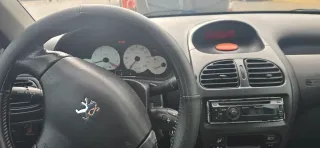Peugeot 206 2003