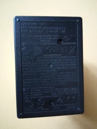 Cargador Olympus LI-41C Negro