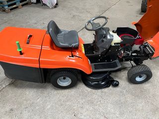 Cortacésped Husqvarna CT 130