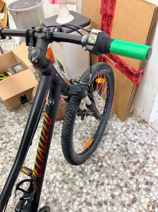 Bicicleta infantil Specialized 24