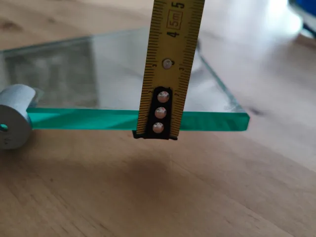 Estante rinconero de cristal