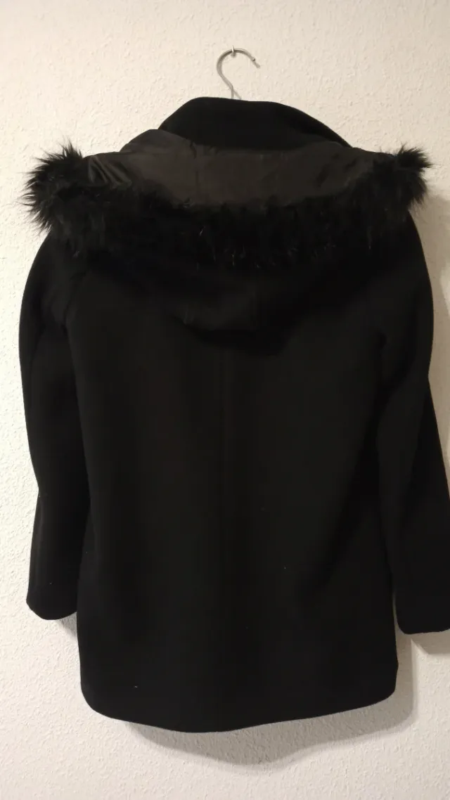 Abrigo trenca mujer negro con capucha