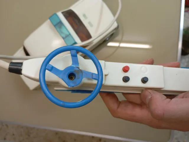 Coche Policía Paya cabledirigido