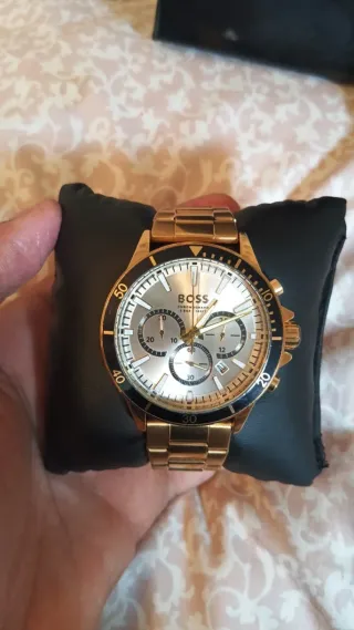 Reloj Hugo Boss Dorado y Negro