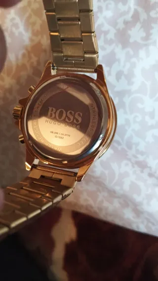 Reloj Hugo Boss Dorado y Negro