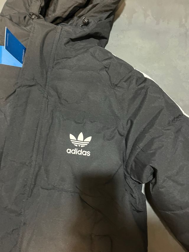 Abrigo Adidas Plumas Mujer Negro a estrenar