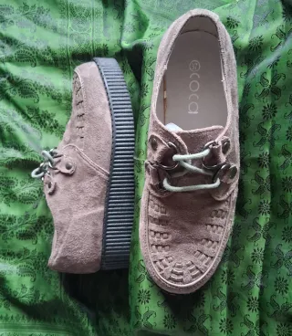 Scarpe Coca con lacci e plateau