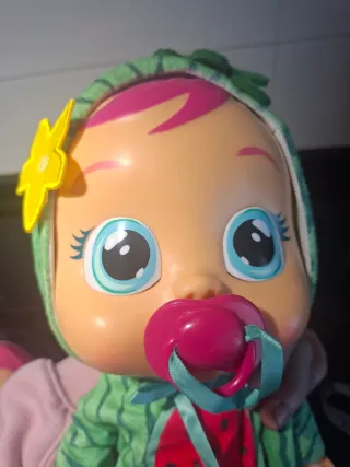 Muñeca Bebé Llorón con chupete