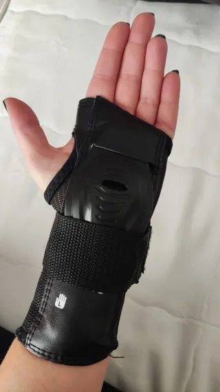 Protector de manos para patines negro