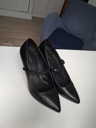 Zapatos de salón negros tacón,  Talla 39