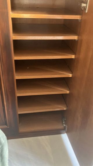 Zapatero madera hecho a mano