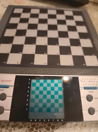 Ajedrez electrónico Aquamarine Games