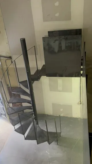 Puerta/reja hierro exterior resistente