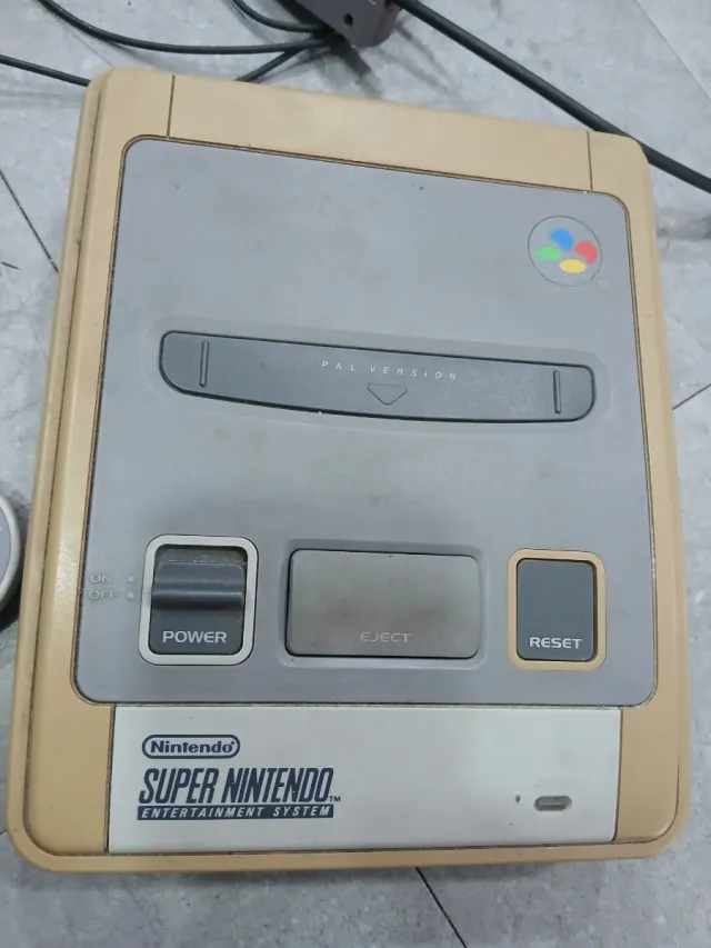 Nintendo SNES Beige Consola
