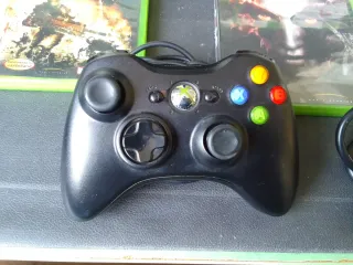 Lote Xbox 360 con Kinect y juegos