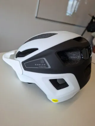Casco Oakley DRT3 MIPS