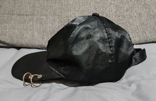 Lote de gorras. También se venden por separado.