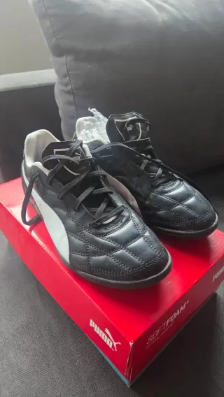 Zapatillas Puma Futbol Multitacos Negras